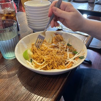 Bangkok Degree - Lunch Pad Thai Lunch Special with shrimp - Thai Near Me - Brooklyn, New York Bangkok Degree - Lunch Pad Thai Lunch Special with shrimp - Thai Near Me - Brooklyn, New York