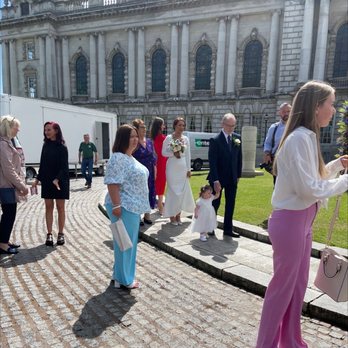 Belfast City Hall - Cute wee flower girl - Landmarks & Historical Buildings Near Me - Belfast, BFS Belfast City Hall - Cute wee flower girl - Landmarks & Historical Buildings Near Me - Belfast, BFS