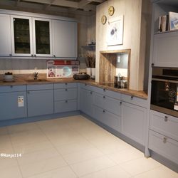 Porta Möbel - Sehr schöne Küchen ... :))) / Very nice kitchens ... :)))