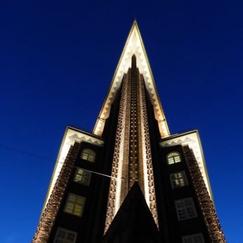 Chilehaus - Blaue Stunde - Landmarks & Historical Buildings Near Me - Hamburg, HH