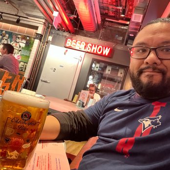 Beertown - Toronto - 18 Oz. Paulaner - Beer Bar Near Me - Toronto, Ontario