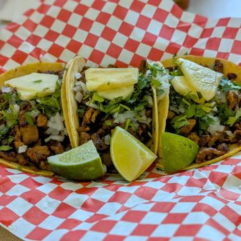 La Revolución Taqueria - Mexican Near Me - Niagara Falls, Ontario La Revolución Taqueria - Mexican Near Me - Niagara Falls, Ontario