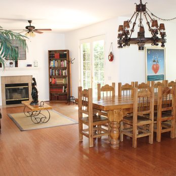 Agua Dulce Winery - Agua Dulce Winery Estate house dining room and family room - Wineries Near Me - Agua Dulce, California