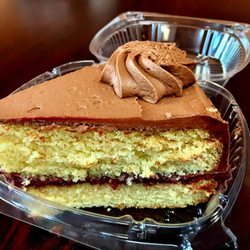 Mountain View Adventures - We make cakes!