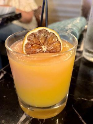 Tre Luna Bar and Kitchen by null