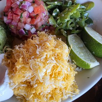 Sierra - Sizzling Fajitas accompaniment - American Near Me - Lone Tree, Colorado Sierra - Sizzling Fajitas accompaniment - American Near Me - Lone Tree, Colorado