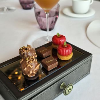 Caprice - 2 sets of complimentary mignardises (out of 4 sets) - Bars Near Me - Hong Kong, HK