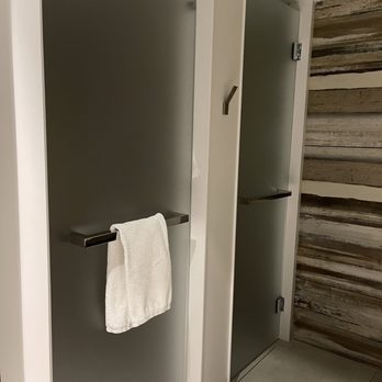 The Row Hotel at Assembly Row, Autograph Collection - Shower and toilet - Hotels Near Me - Somerville, Massachusetts