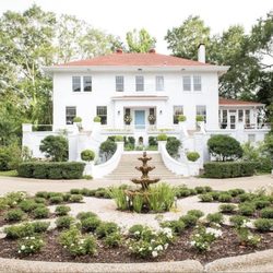 The Crawford House & Gardens