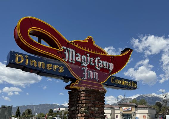 Magic Lamp Inn by null