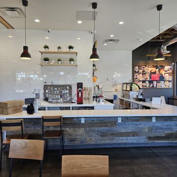 7 Leaves Cafe - Macarons Near Me - Las Vegas, Nevada