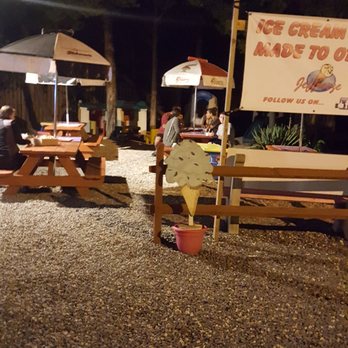 Jeffreeze Old-Fashioned Ice Cream - Cute picnic area ! - Ice Cream & Frozen Yogurt Near Me - West Creek, New Jersey Jeffreeze Old-Fashioned Ice Cream - Cute picnic area ! - Ice Cream & Frozen Yogurt Near Me - West Creek, New Jersey