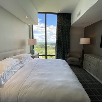The Watermark Hotel - Hotels Near Me - Tysons, Virginia The Watermark Hotel - Hotels Near Me - Tysons, Virginia