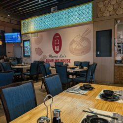 Mama Lu's Dumpling House - Seating