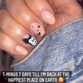 Lollipop Nail Studio - Nails by Cassandra - Nail Salons Near Me - Costa Mesa, California