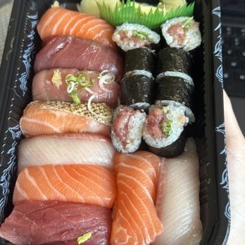 Sushi Yasaka - Sushi Deluxe #122 - Japanese Near Me - New York, New York