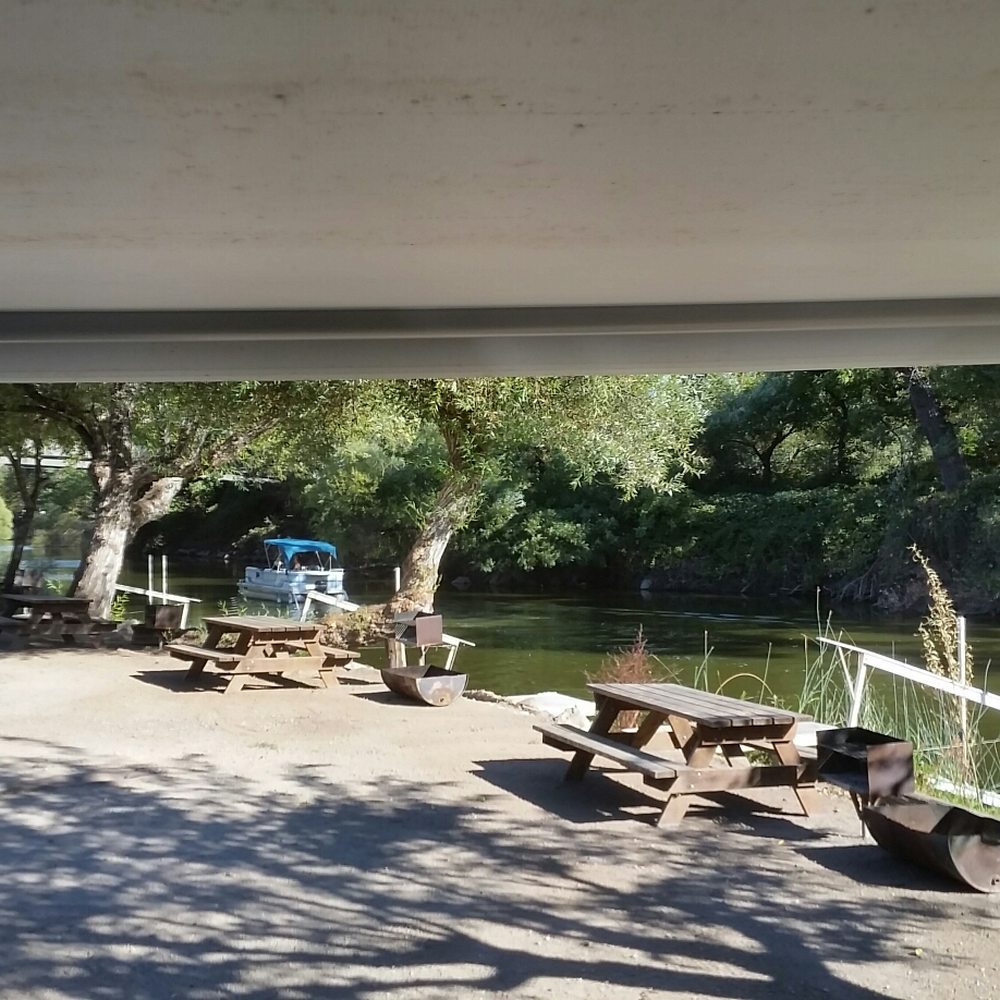 Clear Lake Campground - Personal fishing docks - Boating Near Me - Clearlake, California Clear Lake Campground - Personal fishing docks - Boating Near Me - Clearlake, California