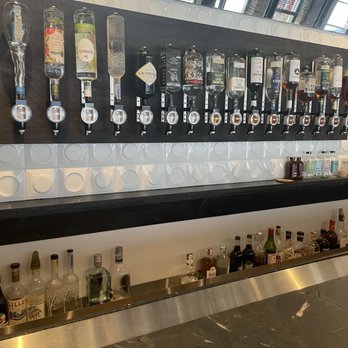 Brennan’s Work and Leisure - Bar - Shared Office Spaces Near Me - St Louis, Missouri