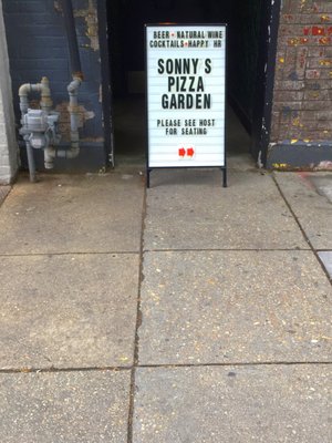 Sonny’s Pizza by null