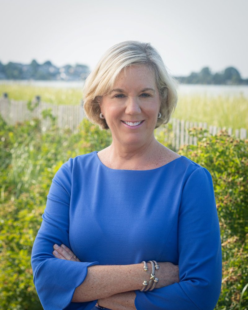 PAMELA BATES COLDWELL BANKER REALTY Updated April 2024 Contact