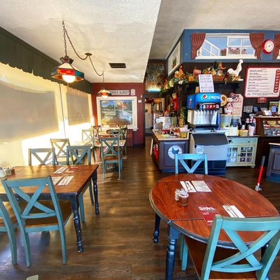 Dinah's Chicken Glendale by null