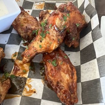 The Spot Neighborhood Grill - BBQ 6 Wings 1/2 - Burgers Near Me - Glendale, Arizona The Spot Neighborhood Grill - BBQ 6 Wings 1/2 - Burgers Near Me - Glendale, Arizona