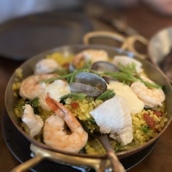 Ponto Lago - Seafood Paella (yum) - New American Near Me - Carlsbad, California