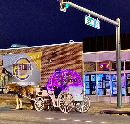 Beale Street Entertainment District by null