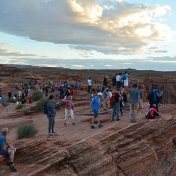 Horseshoe Bend - Stay away from the crowd. - Hiking Near Me - Page, Arizona Horseshoe Bend - Stay away from the crowd. - Hiking Near Me - Page, Arizona