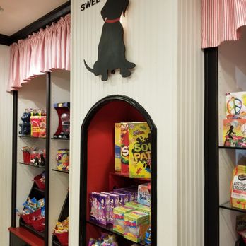 Spreckels Sweets & Treats - a dog on the wall - Desserts Near Me - Coronado, California Spreckels Sweets & Treats - a dog on the wall - Desserts Near Me - Coronado, California