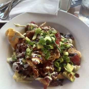 Restaurant 604 - Poke nachos - Breakfast & Brunch Near Me - Honolulu, Hawaii