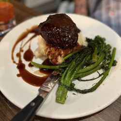 The Oak Barrel - Filet Mignon
