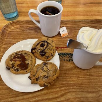 Q Cumbers - chewy gooey Chocolate chip cookie. The kid in me approves - Buffets Near Me - Edina, Minnesota