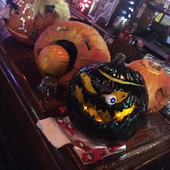 Huey's Southwind - Awesome job on Pumpkins!! - Burgers Near Me - Memphis, Tennessee Huey's Southwind - Awesome job on Pumpkins!! - Burgers Near Me - Memphis, Tennessee