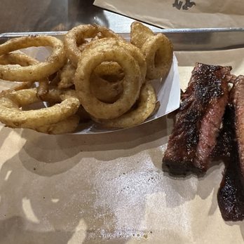 GQue BBQ Lone Tree - Two Pork Spare Ribs with Onion Rings - Barbeque Near Me - Lone Tree, Colorado