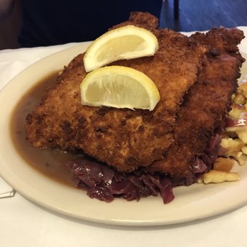 DJ's Bistro - Jager schnitzel - German Near Me - Concord, California