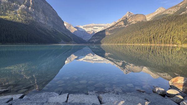 Lake Louise by null