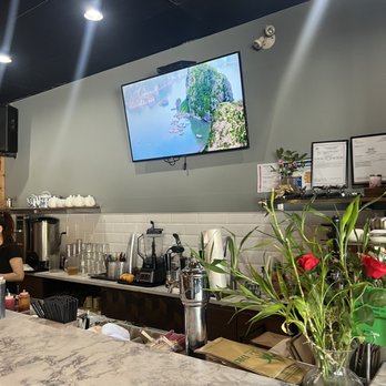 Green Lemongrass - Vietnamese Near Me - Vancouver, British Columbia