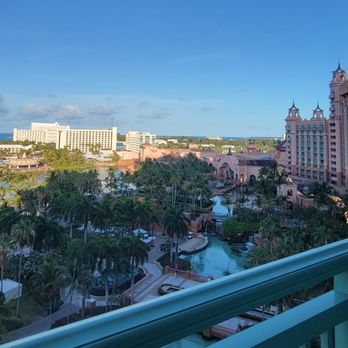 Atlantis Paradise Island - Resorts Near Me - Greenbank, Florida
