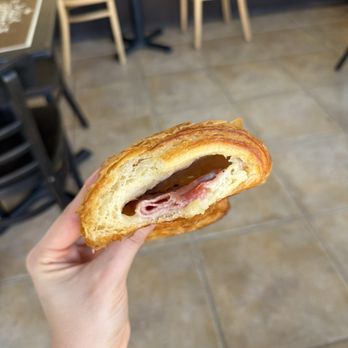 DoLy's Delectables - Coffee & Tea Near Me - Long Beach, California