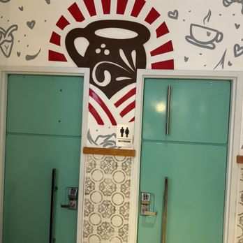 Con Azucar Cafe - Bakeries Near Me - Sacramento, California