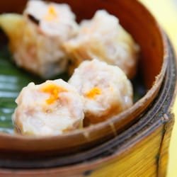 Lam Tin Tea House - Siomai!