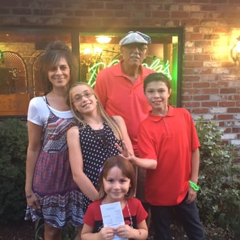 DeNicola's Restaurant - Italian Near Me - Portland, Oregon