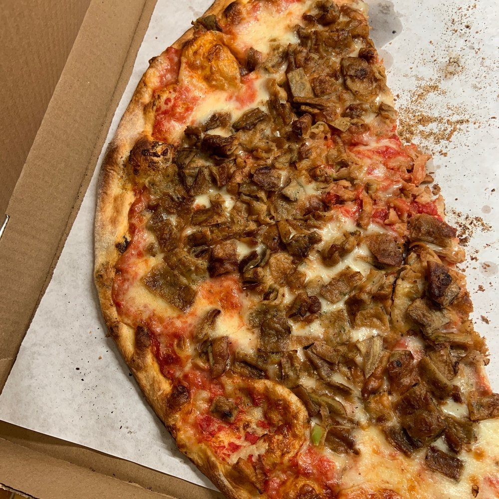 Eggplant pizza, half gone before I got to it! Eggplant pizza, half gone before I got to it!