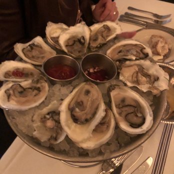 Harbor House by Bartolotta - Oysters - Seafood Near Me - Milwaukee, Wisconsin