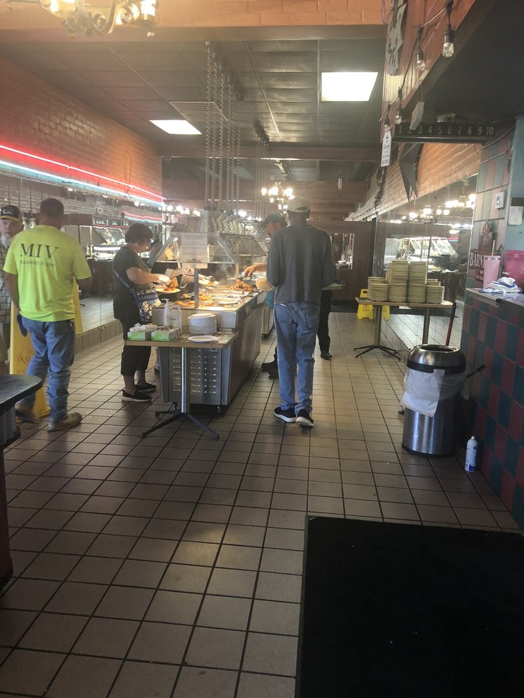 Barnhill’s Steak And Buffet