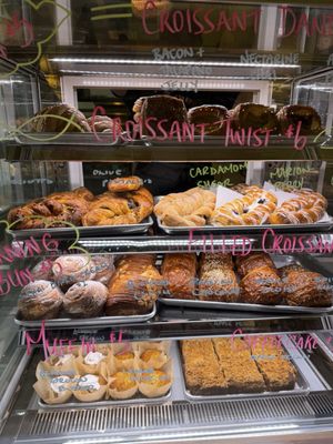 Manna Bakery by null