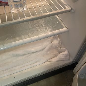 Red Ranch Motel - Water in fridge - Hotels Near Me - Catskill, New York Red Ranch Motel - Water in fridge - Hotels Near Me - Catskill, New York