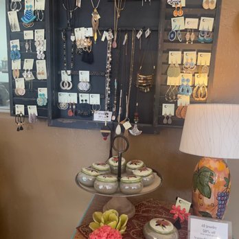 Kelly Jo Designs - Home Decor Near Me - Los Ranchos de Albuquerque, New Mexico Kelly Jo Designs - Home Decor Near Me - Los Ranchos de Albuquerque, New Mexico