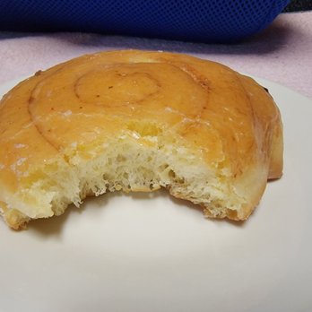 Crown Donuts - Cinnamon roll, basically no Cinnamon... disappointing. - Donuts Near Me - Maple Valley, Washington Crown Donuts - Cinnamon roll, basically no Cinnamon... disappointing. - Donuts Near Me - Maple Valley, Washington